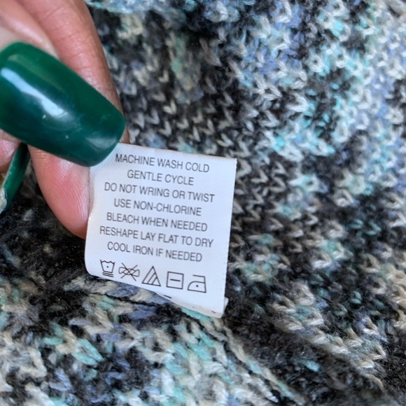 Eyeshadow Aztec & Tribal Print Open Navy Cardigan Sweater - Picture 11 of 12